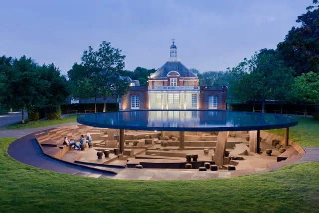 Serpentine Gallery e-commerce and digital income