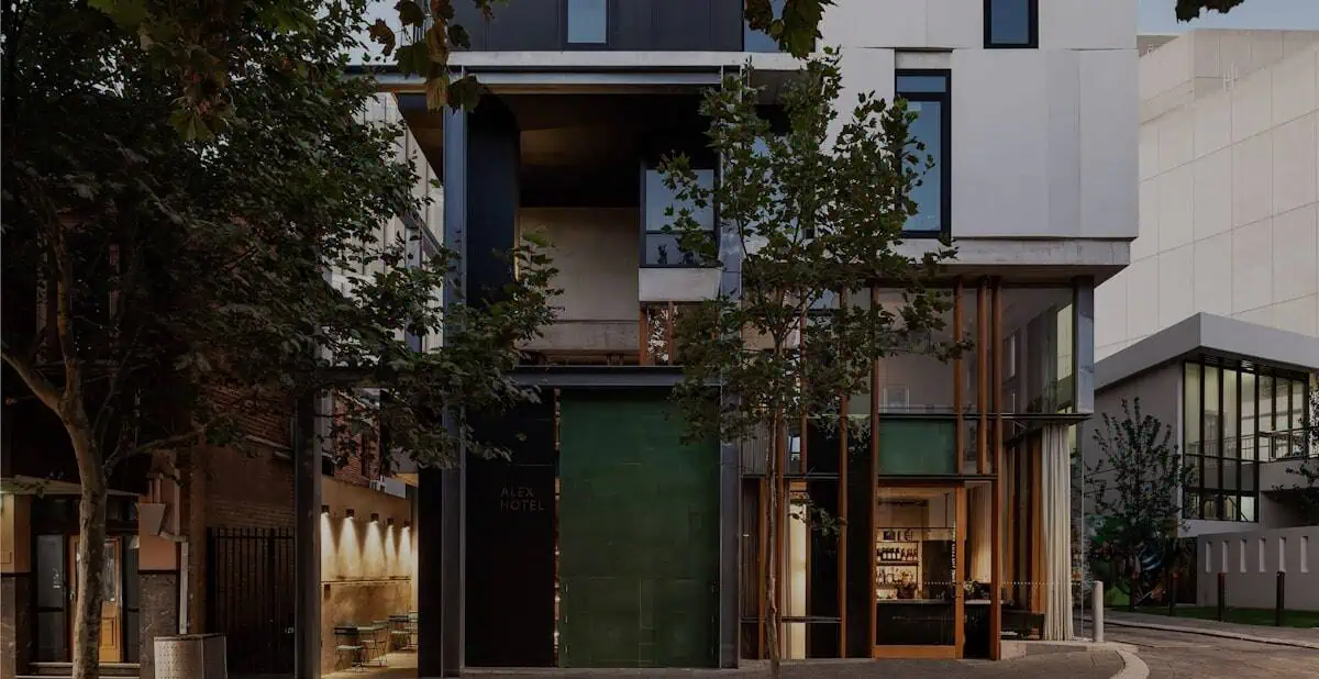 SAVE 10% WHEN YOU STAY WITH OUR HOTEL PARTNER, ALEX HOTEL