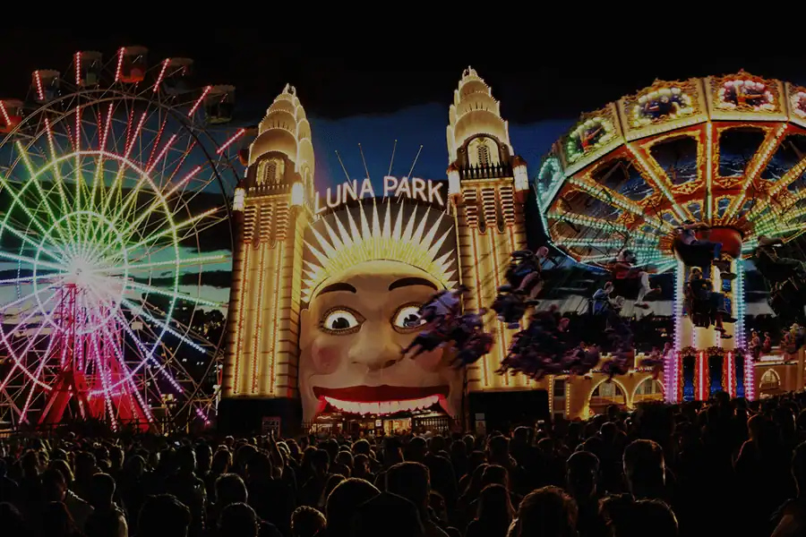 DELEGATE RECEPTIONS - Maritime Museum (June 13th) / Luna Park (June 14th)